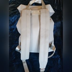 Exclusive R+F work backpack/cinch bag. Light Grey/silver accents, NWOT $30 cute!